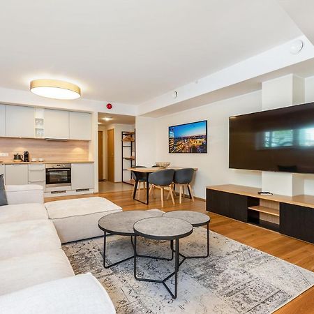 Gustav Apartments - City Center Comfort Тарту Экстерьер фото